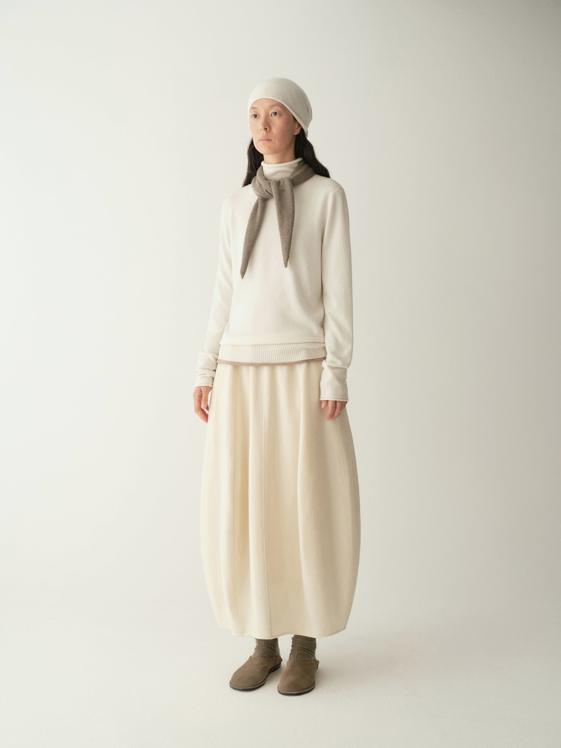 #color_off white
