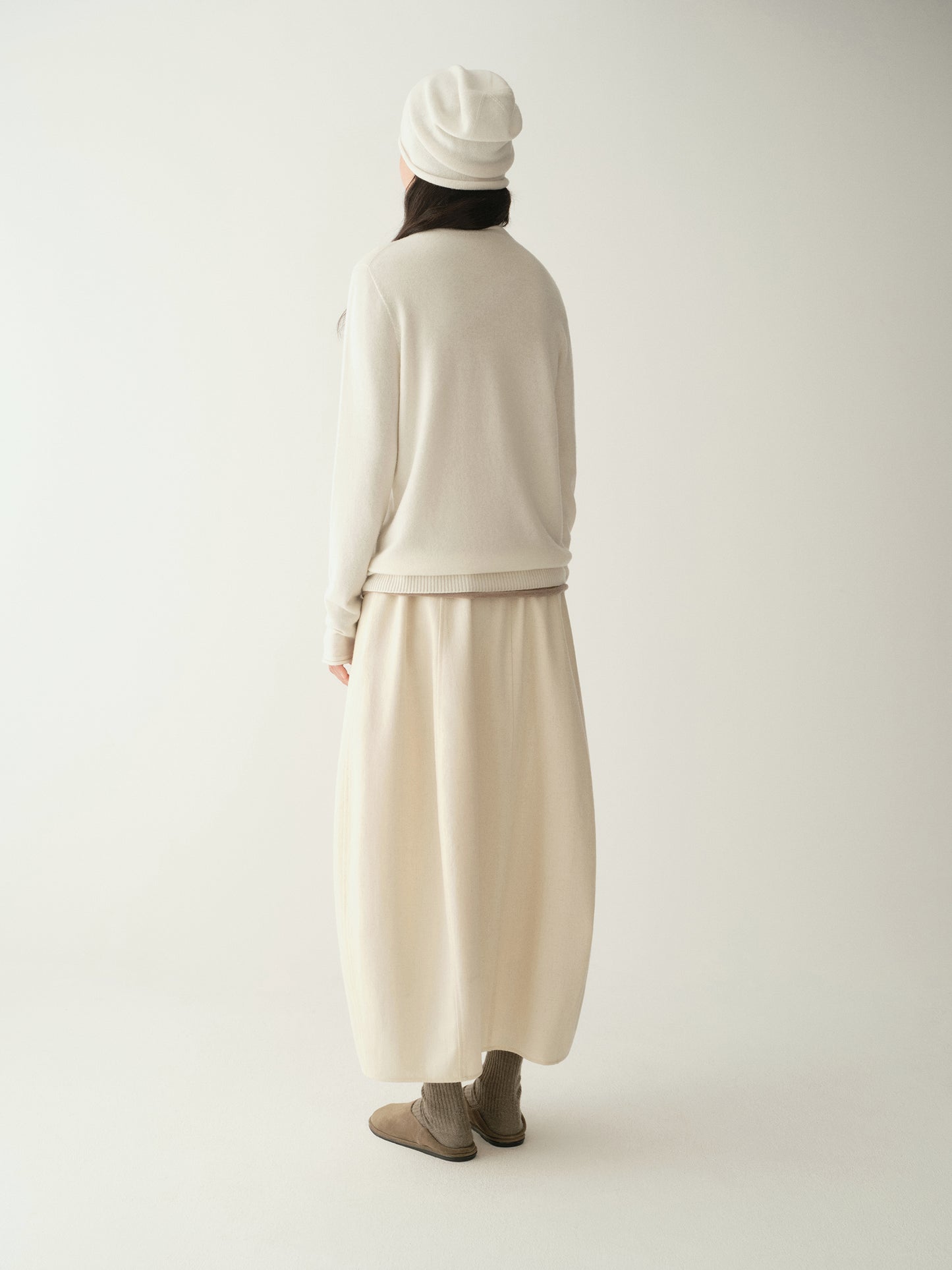 #color_cream white