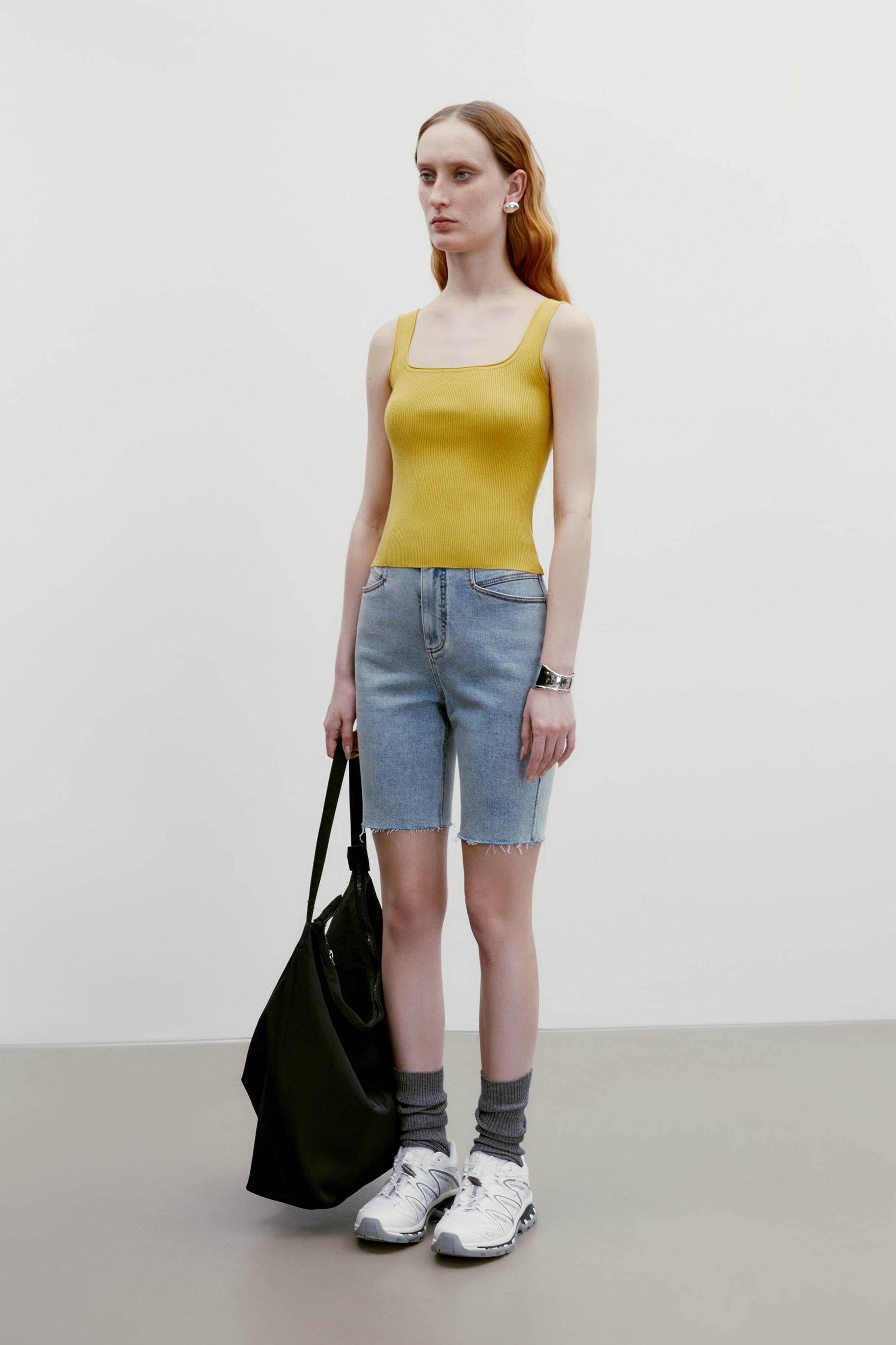 #color_bright yellow