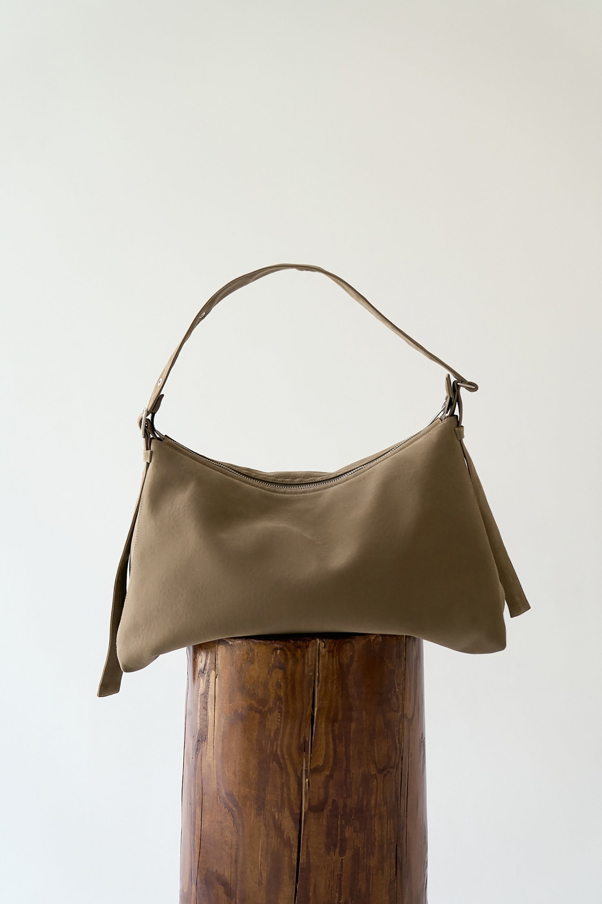 #color_light brown