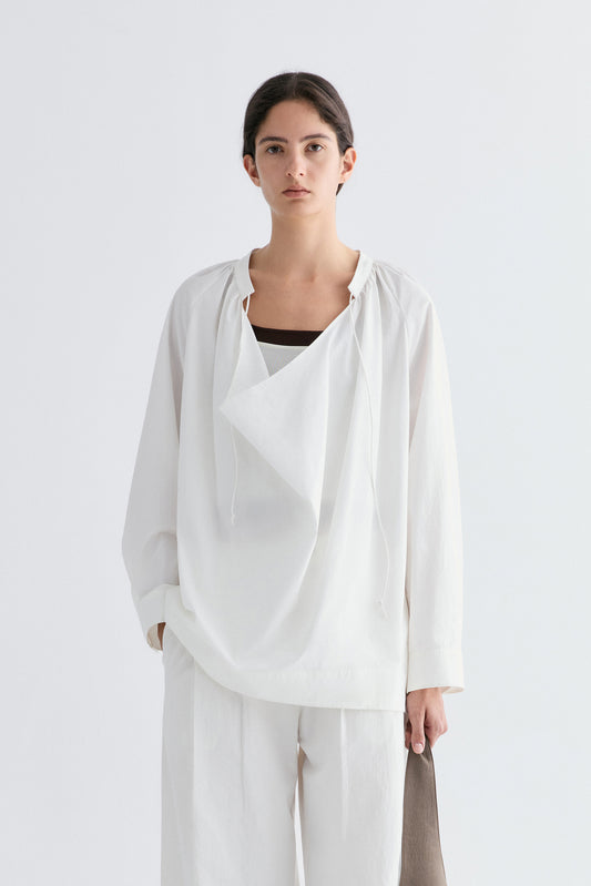#color_off white