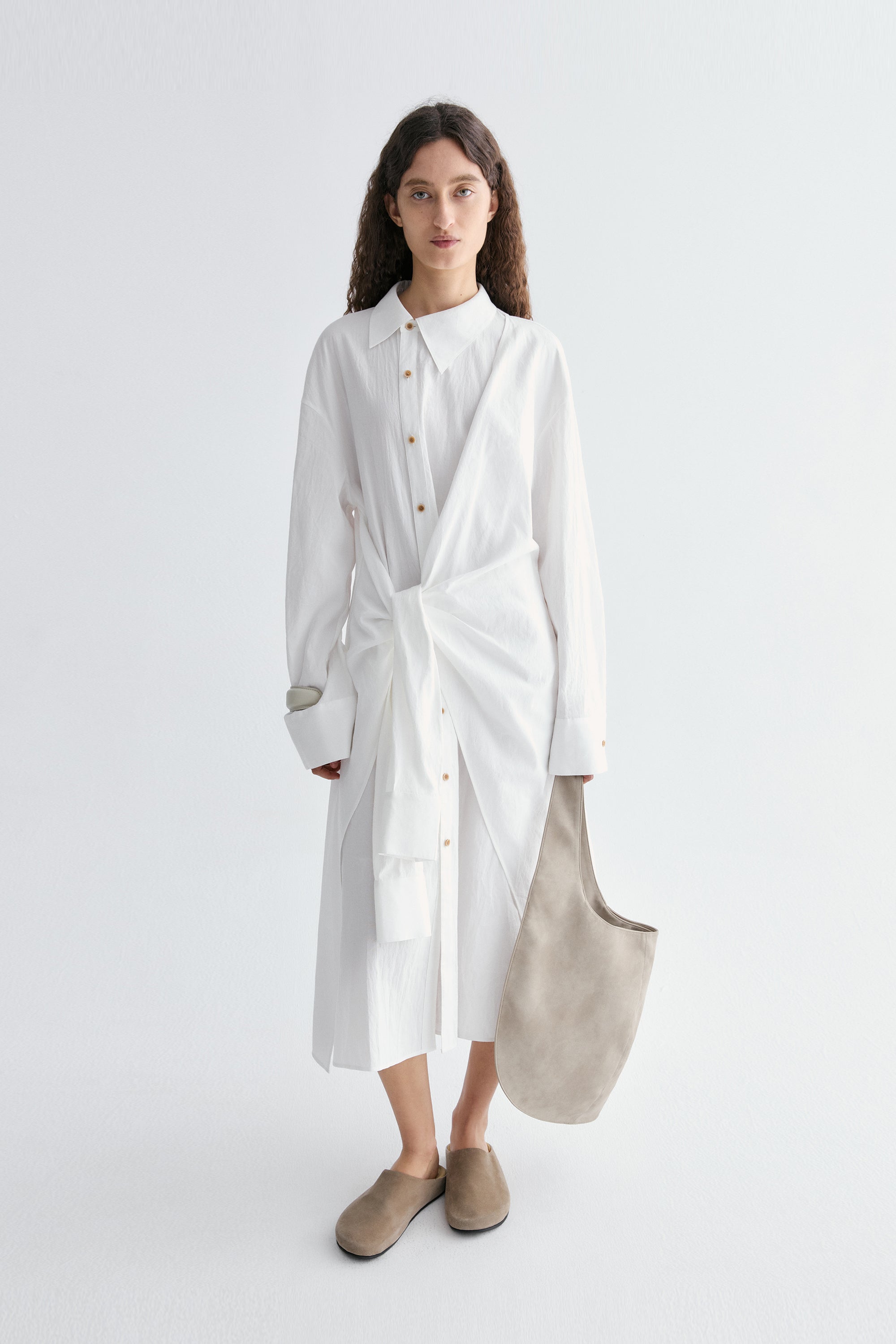 #color_off white