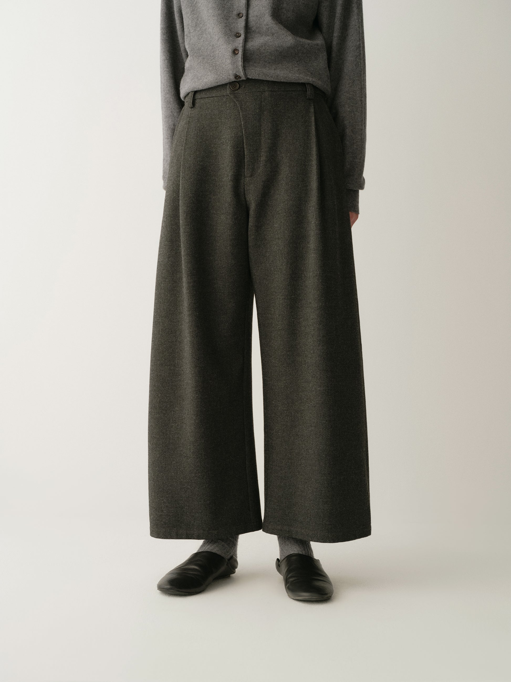 #color_dark gray