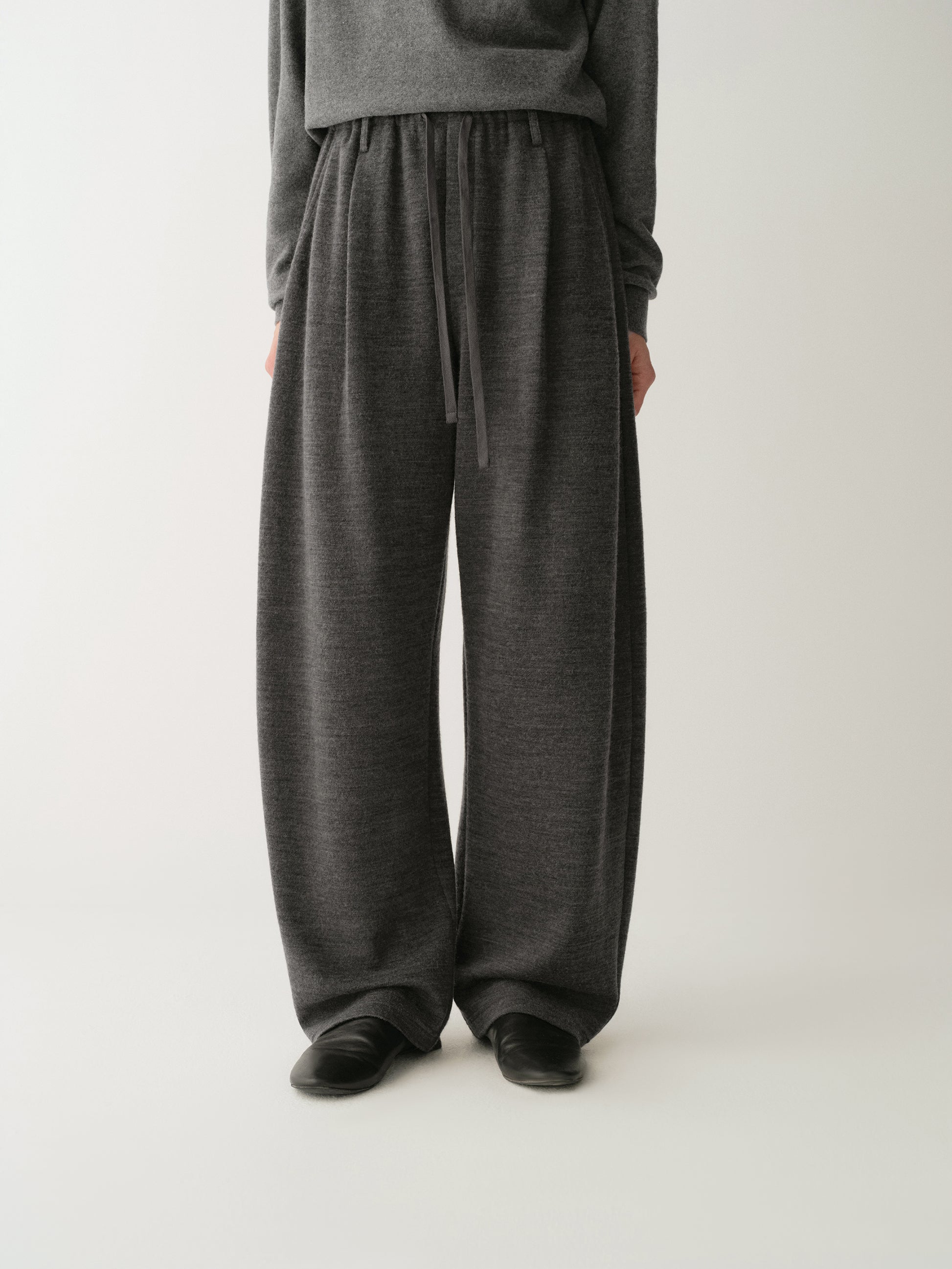 #color_dark gray