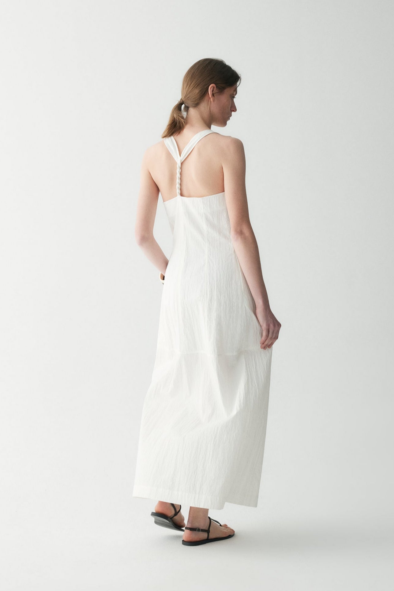 #color_off white