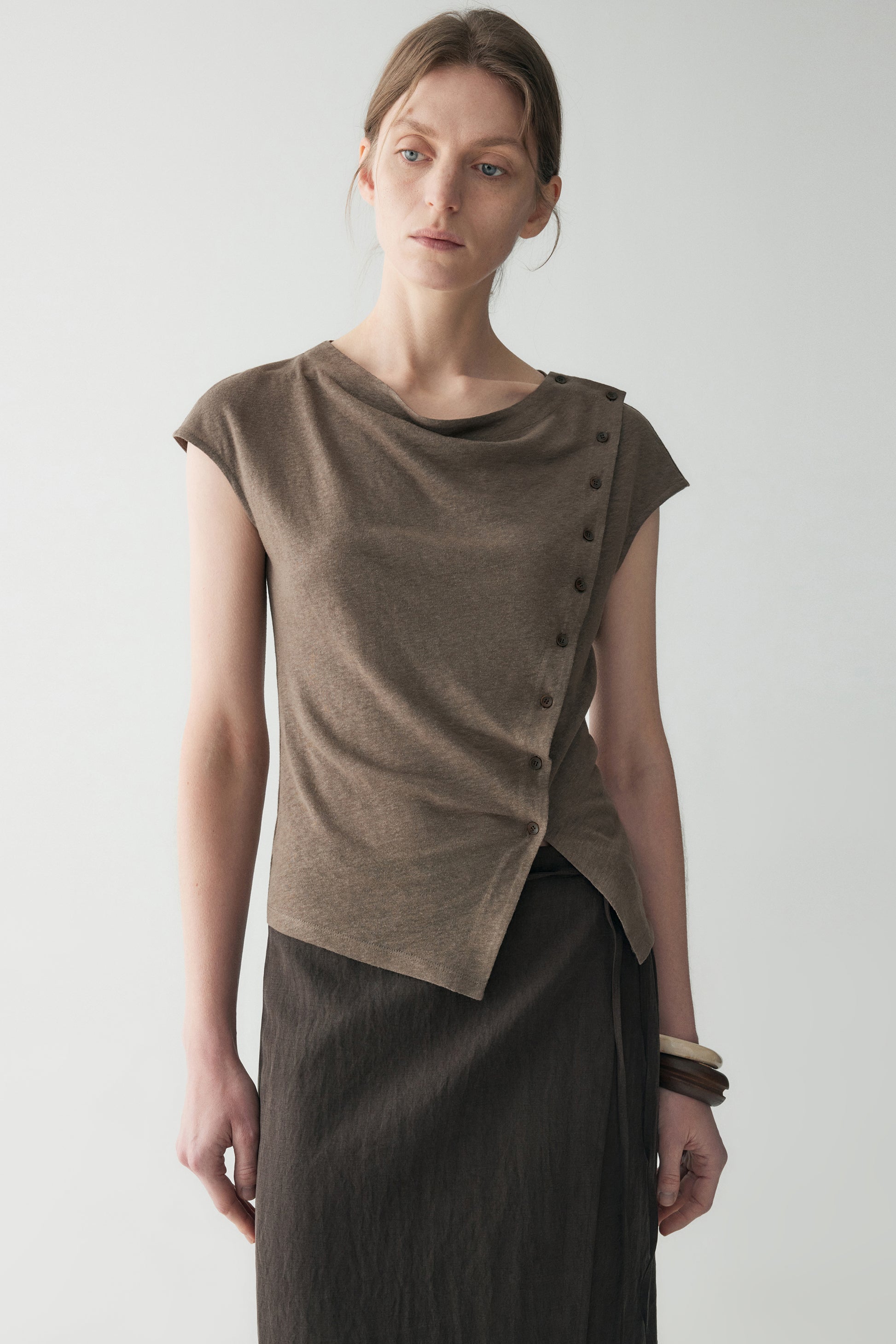 #color_raw umber