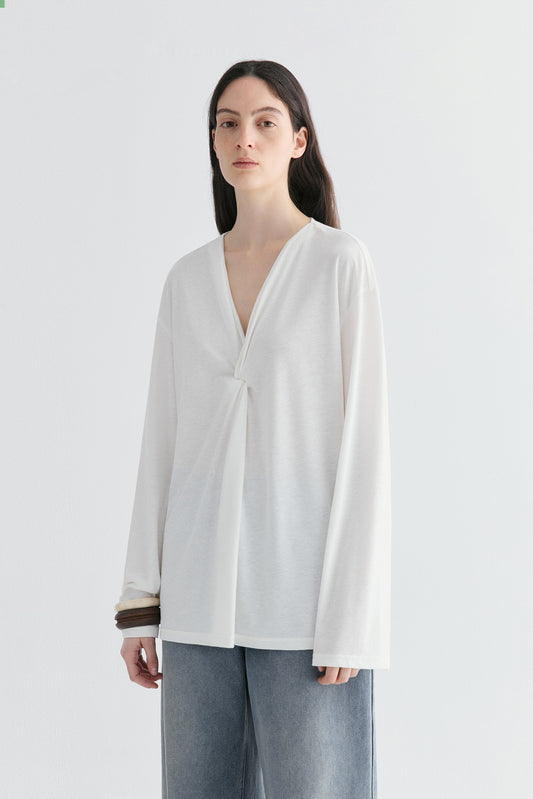 #color_off white