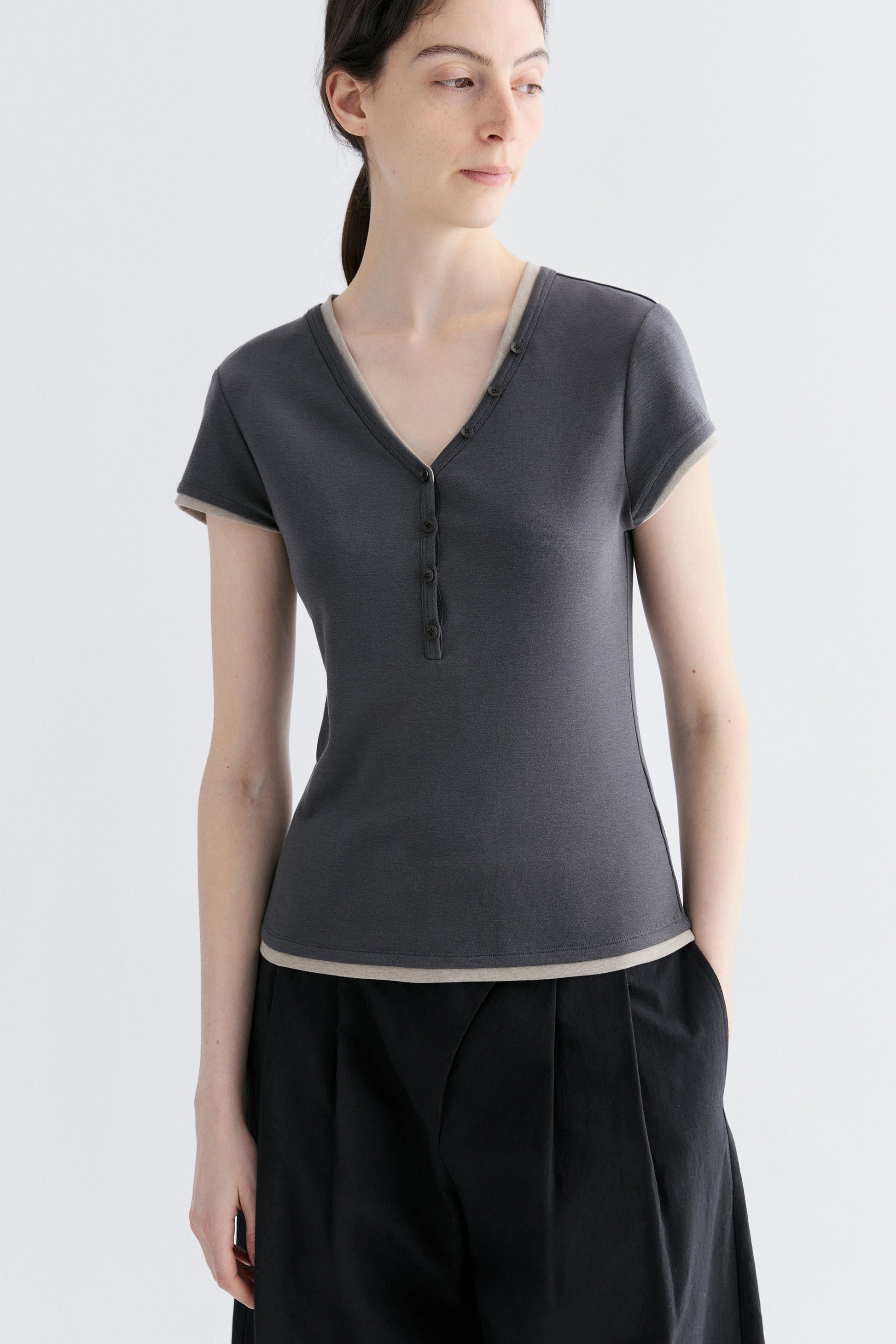 #color_dark gray