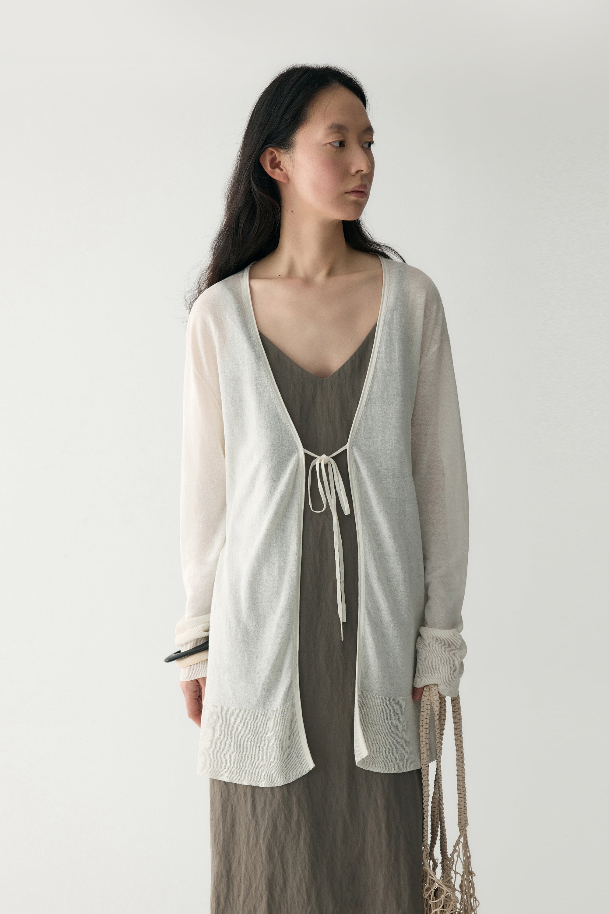 #color_off white