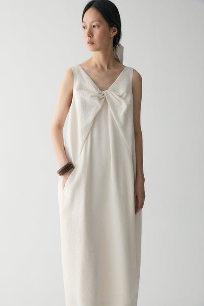 #color_off white
