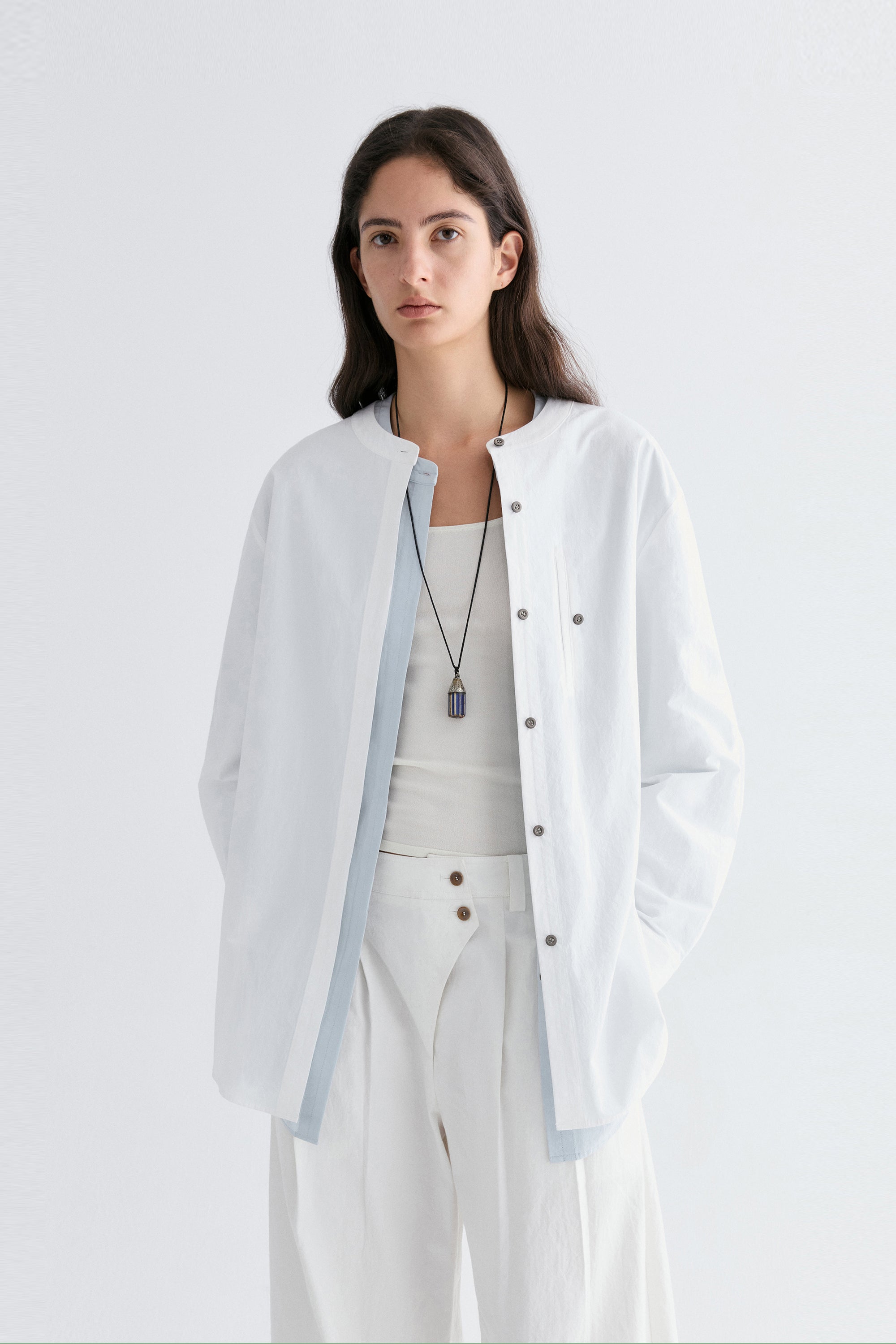 #color_off white