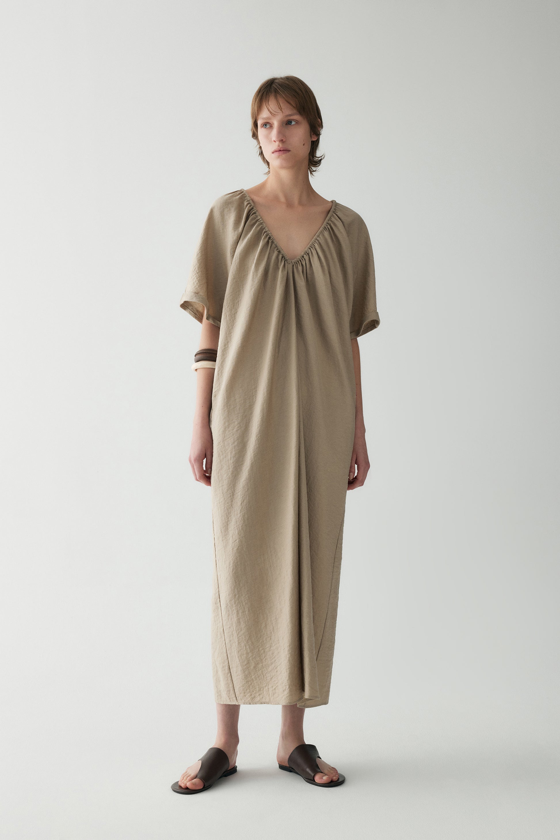 #color_khaki