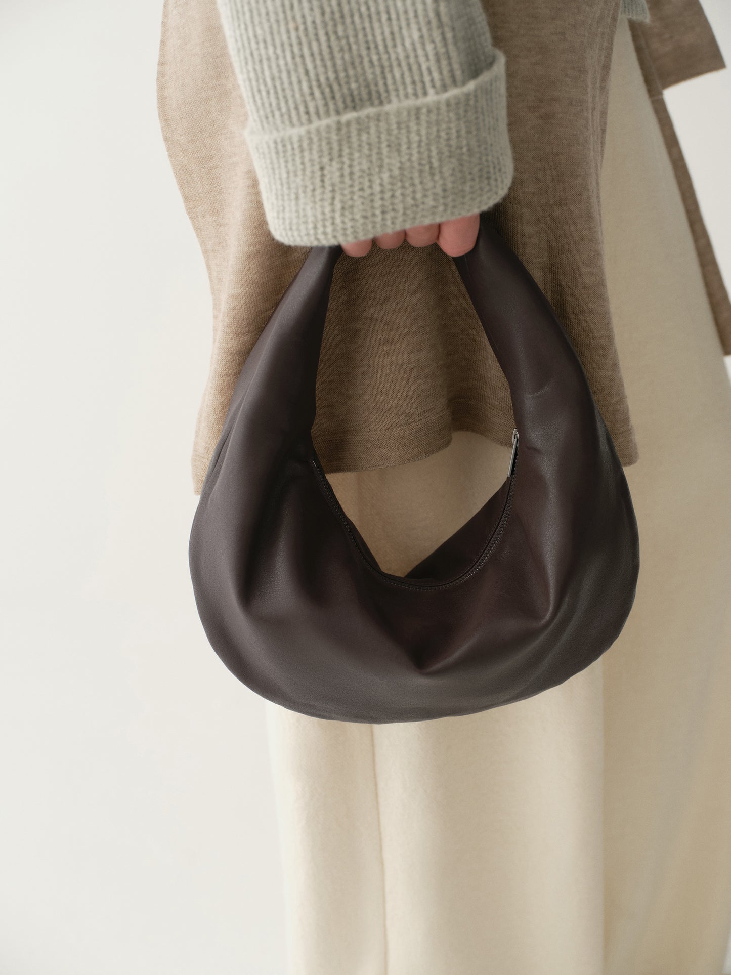 #color_raw umber