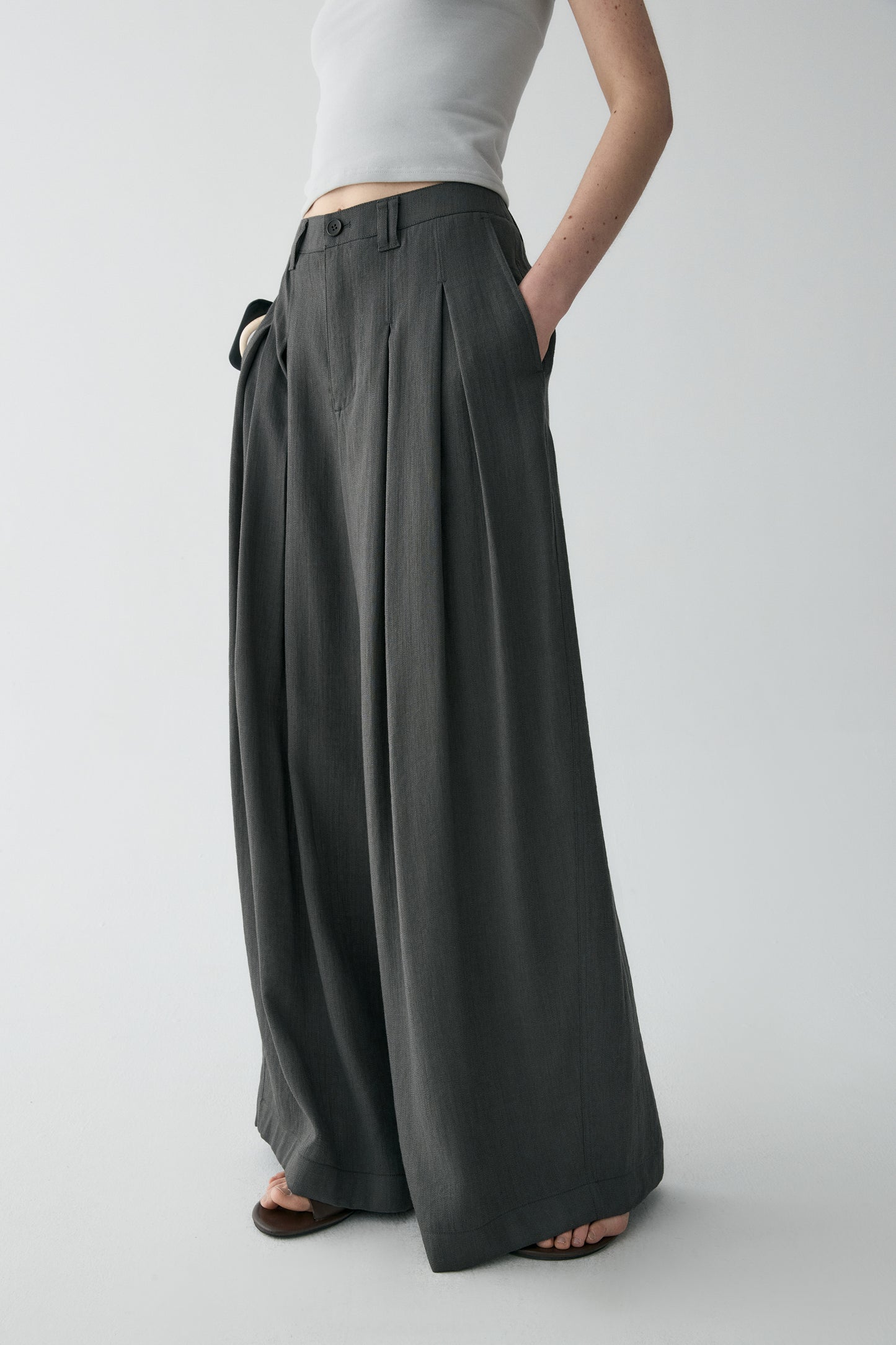 #color_dark gray