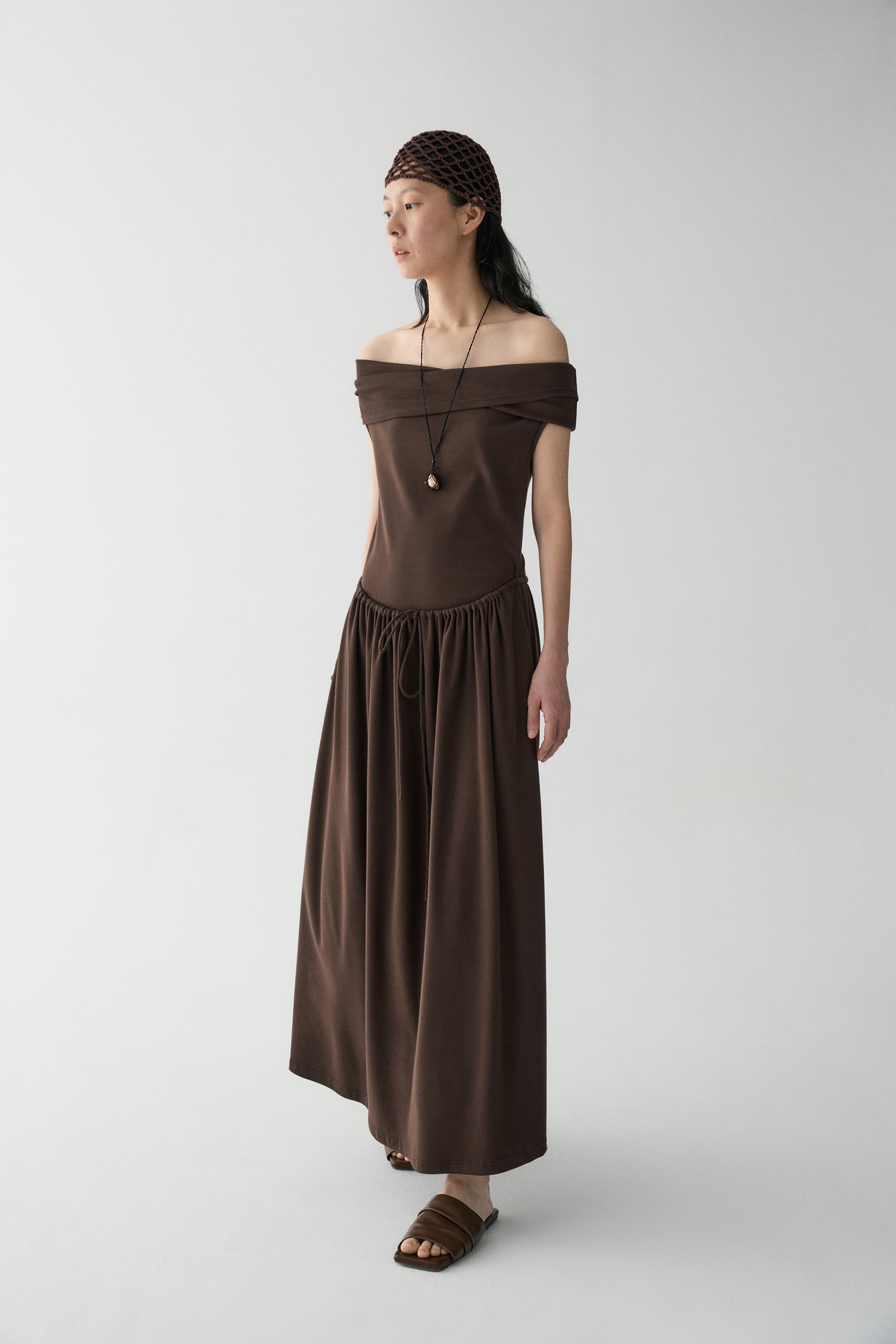 #color_raw umber