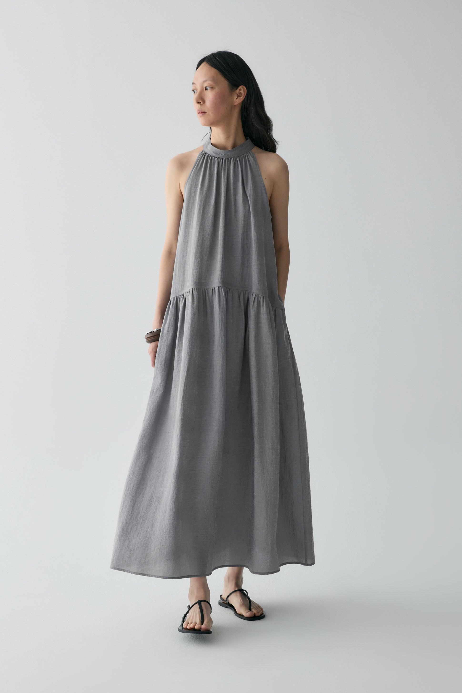 #color_mid gray