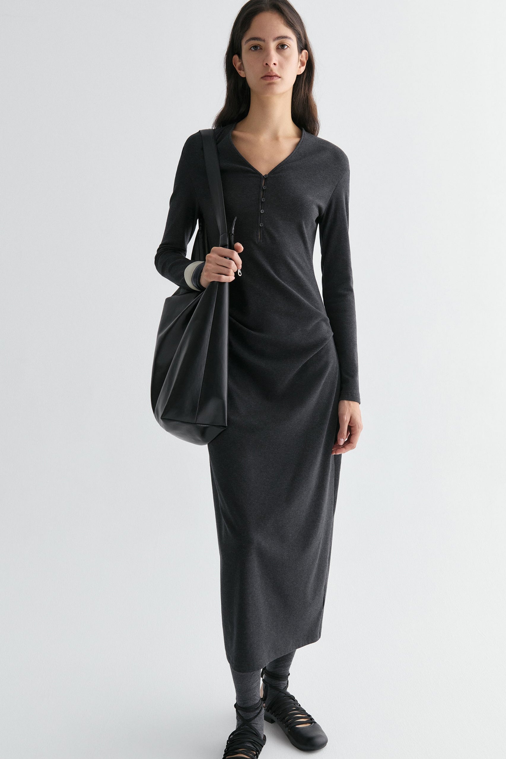 #color_black ash
