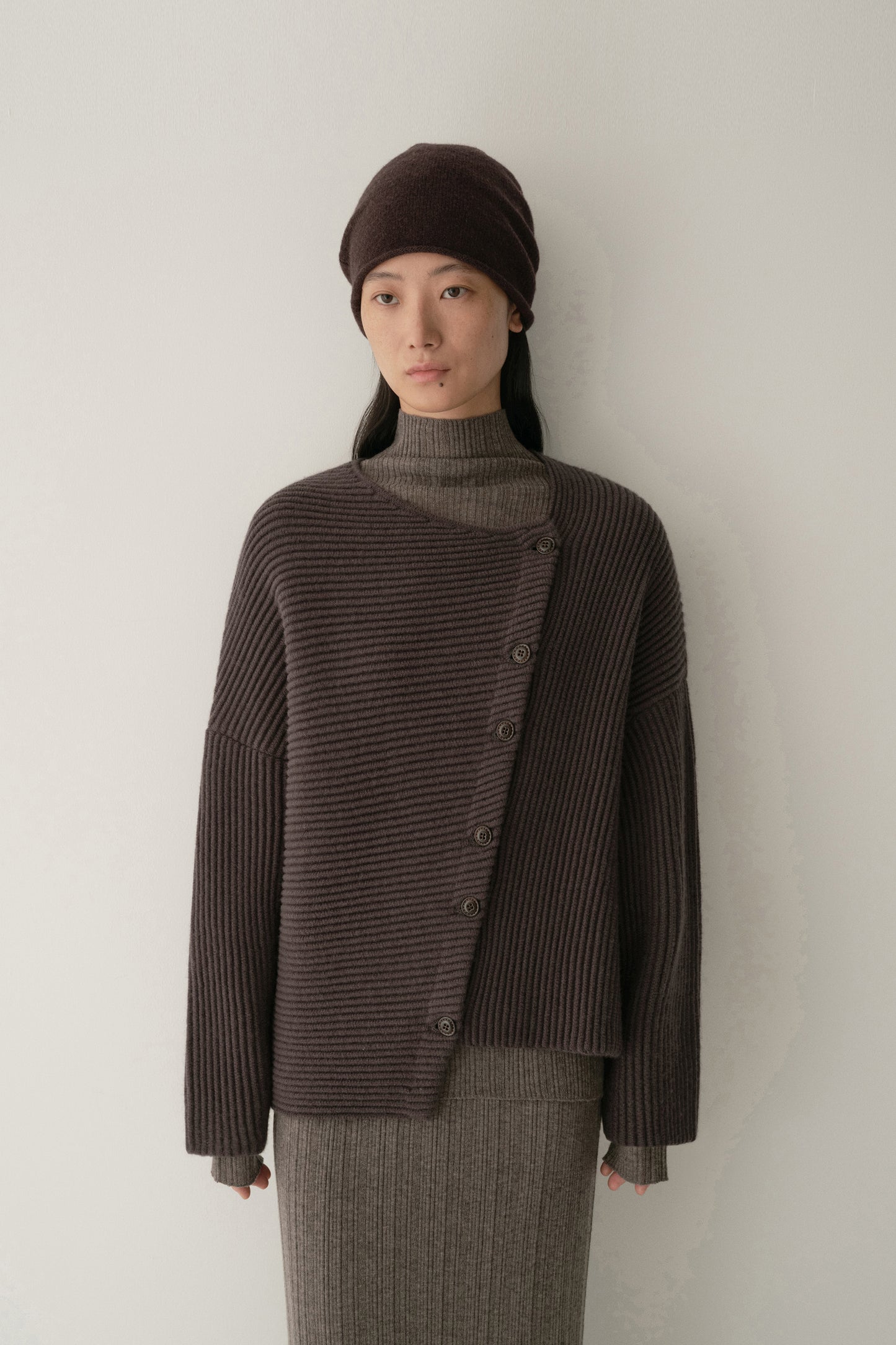 #color_mid gray