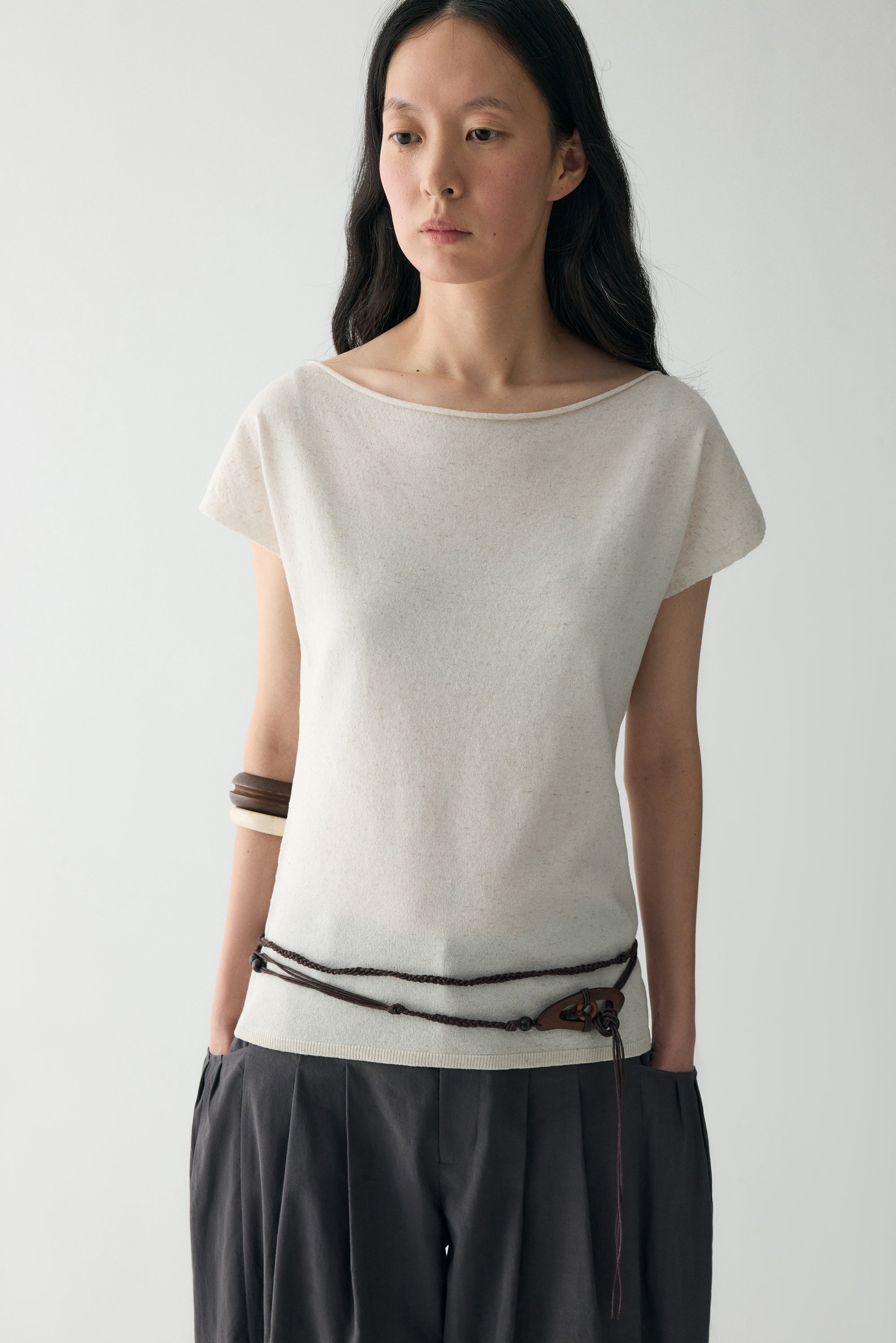 #color_off white