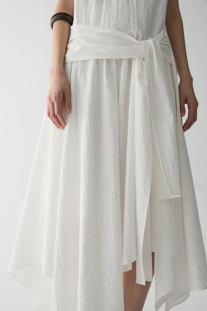 #color_off white