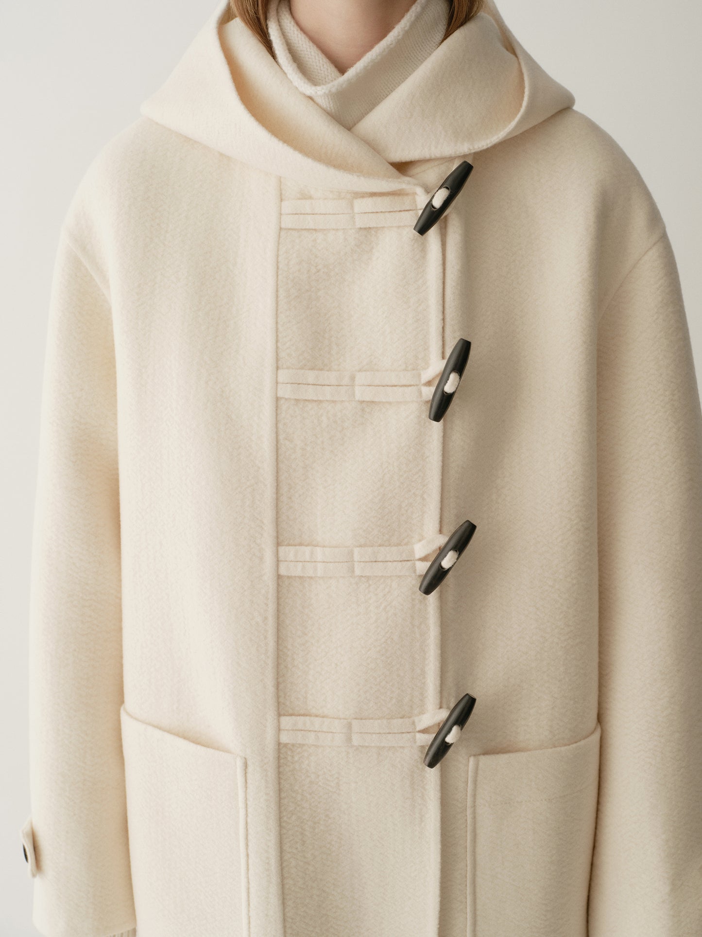 #color_off white