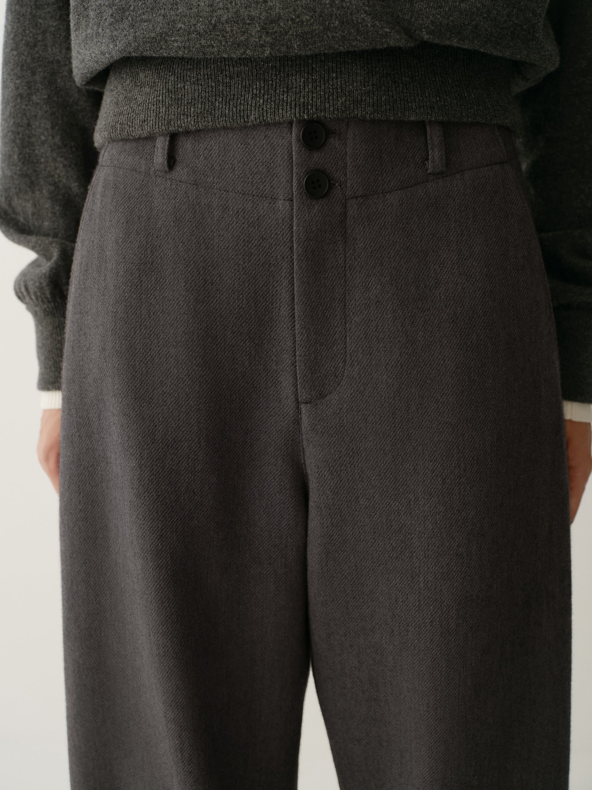 #color_mid gray