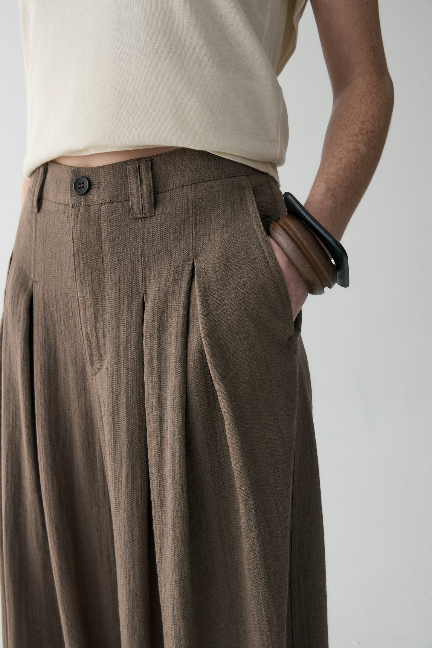 #color_light brown