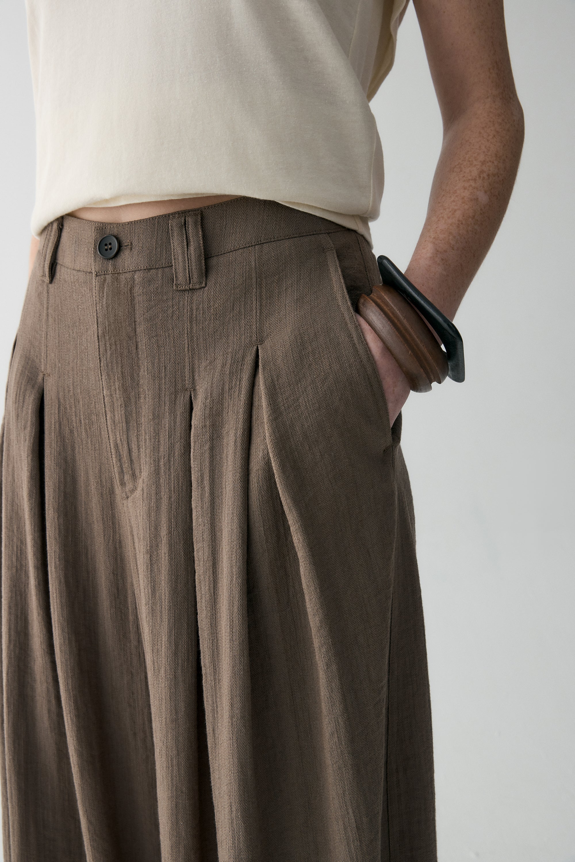 #color_light brown