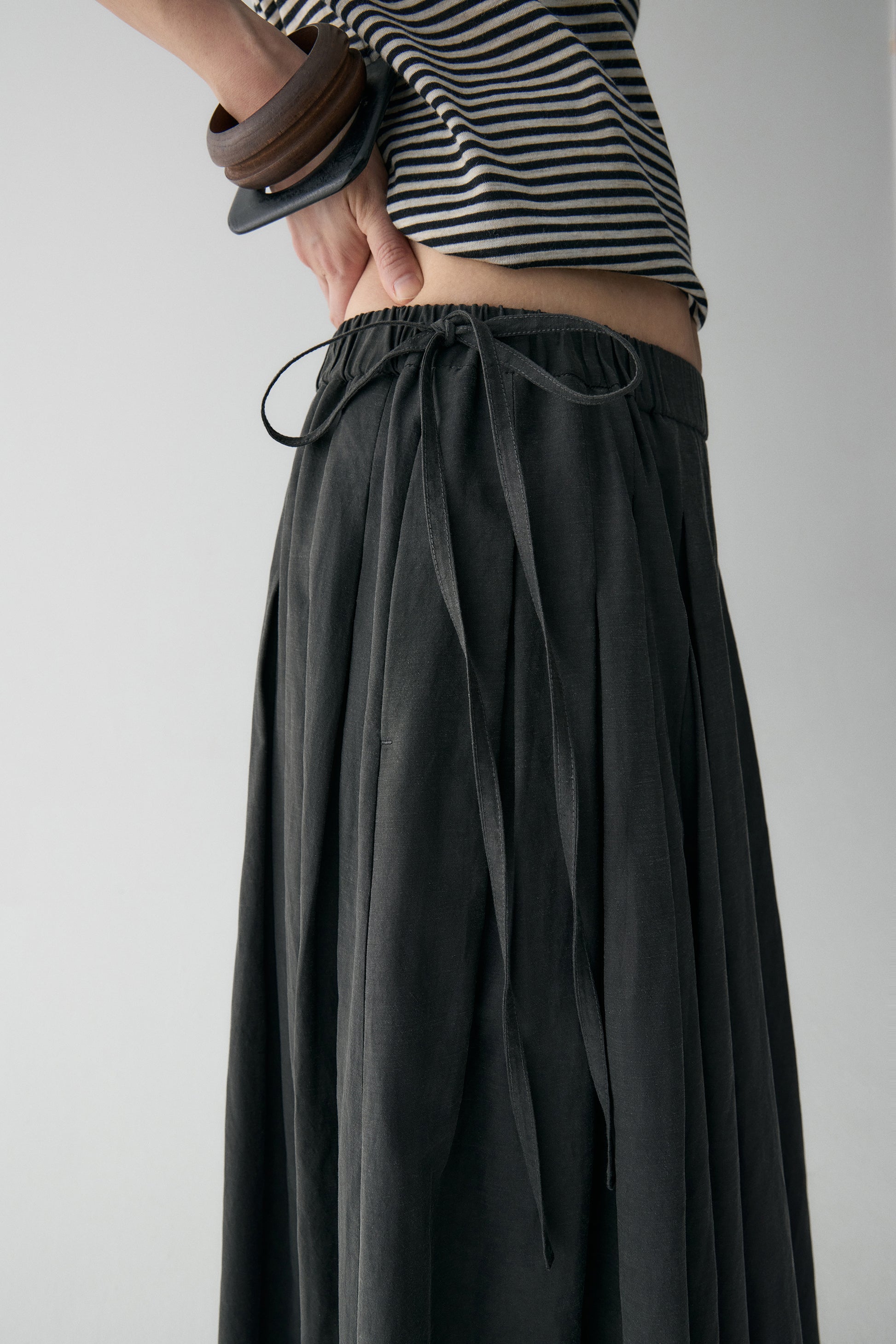 #color_dark gray