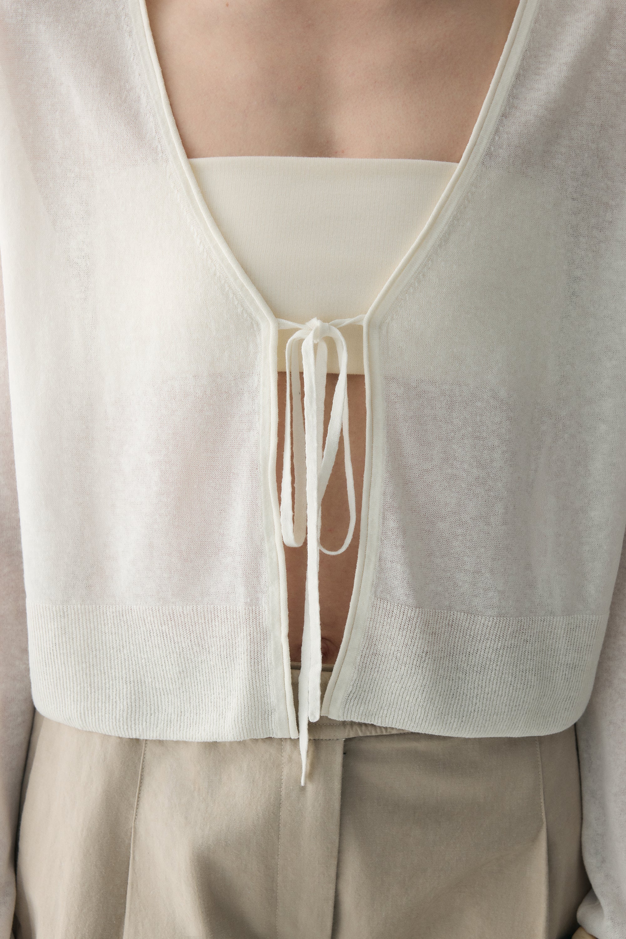 #color_off white