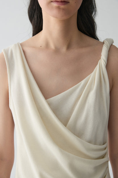 #color_off white