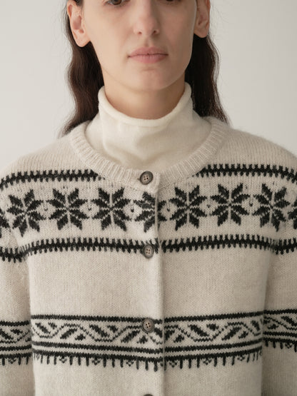 #color_off white